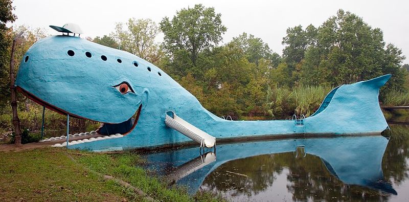 The Blue Whale of Catoosa – Catoosa, Oklahoma