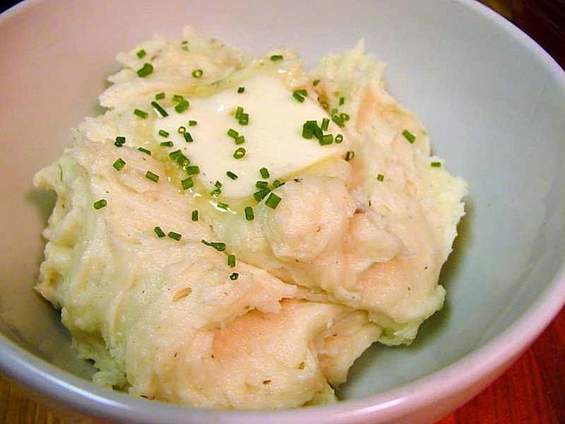 Garlic Chive Mashed Potatoes