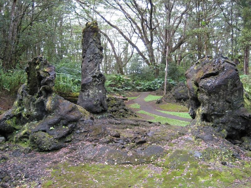 Hawaii – Lava Tree State Monument