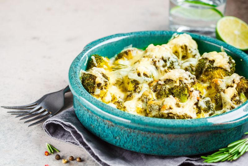 Cheesy Potato and Broccoli Bake
