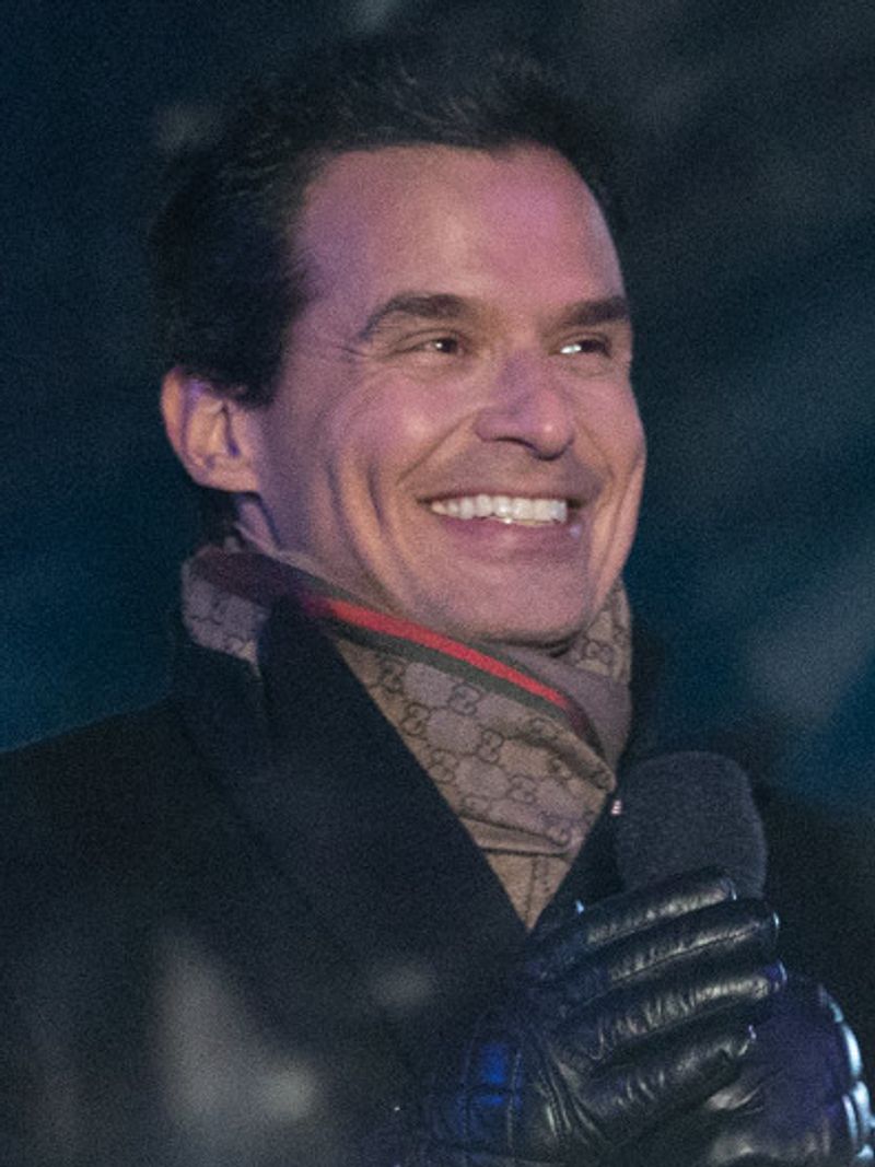 Antonio Sabàto Jr.