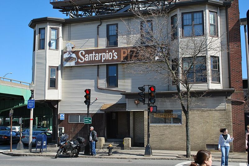 Santarpio's Pizza – Boston, MA (1903)