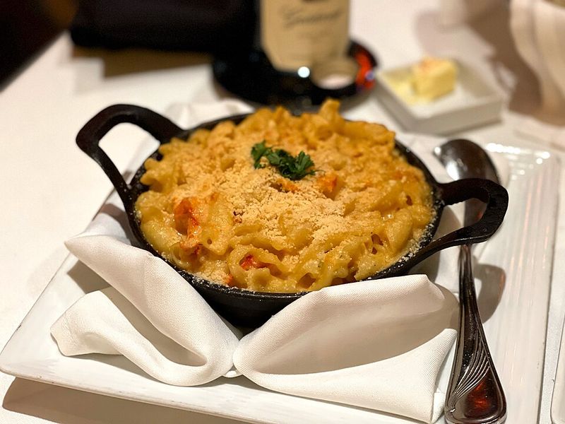 Maine – Lobster Mac and Cheese