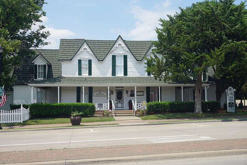 Randy's Steakhouse – Frisco, Texas (home since 1860s, steakhouse since 1993)