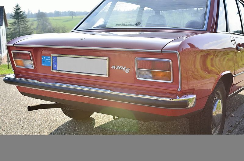 Volkswagen K70 (1970–1975) - NSU-Derived FWD Sedan That Struggled
