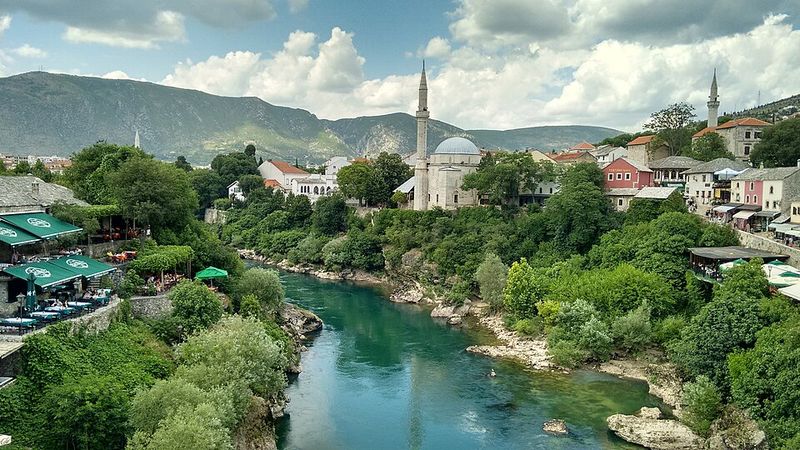 The Birth of a Riverside Settlement