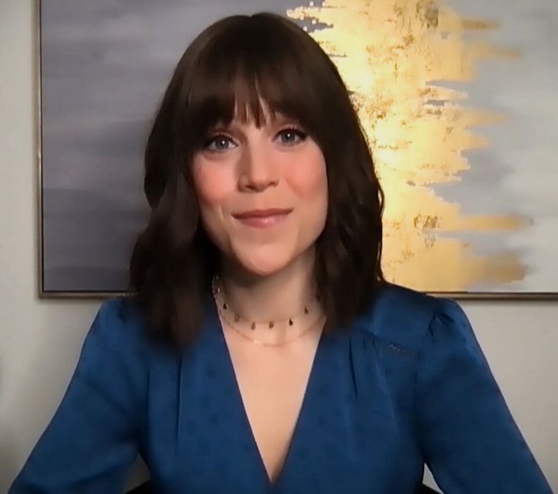 Erin Krakow as Elizabeth Thatcher Thornton 