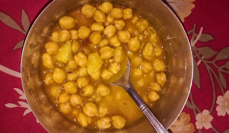 Chana Masala (Chickpea Curry)