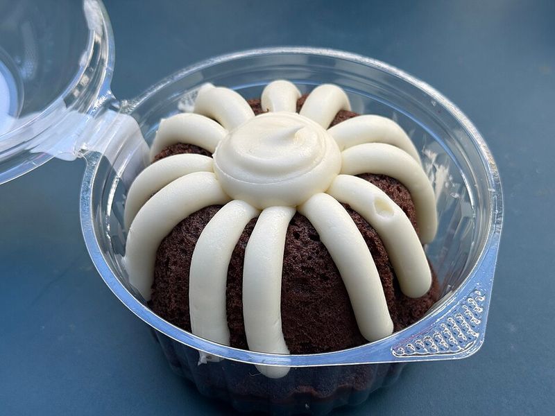 Bundt Cake (Lemon Or Chocolate)