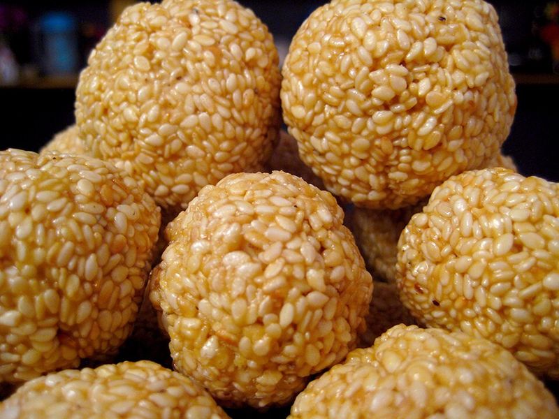 Til Ke Laddu (Sesame Sweet Balls)
