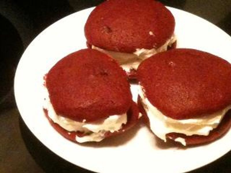 Red Velvet Whoopie Pies