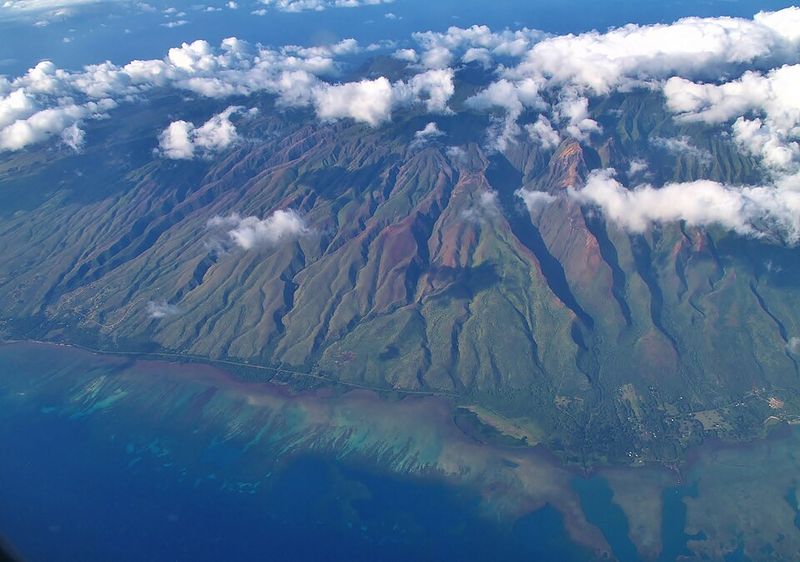 Hawaii's Longest Reef Runs 28 Miles Of Underwater Magic