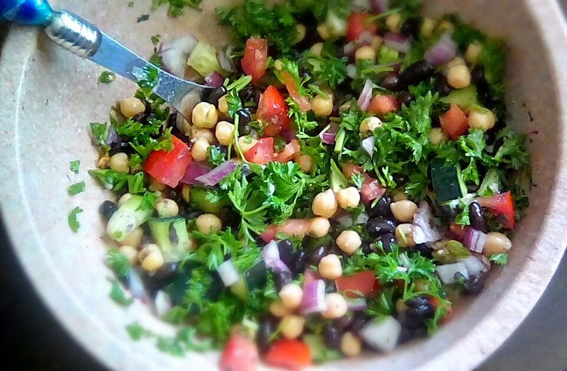 Mediterranean Chickpea Salad
