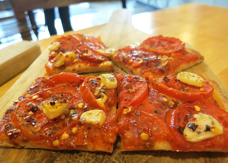 Flatbread (Or Naan) Chicken Pizza