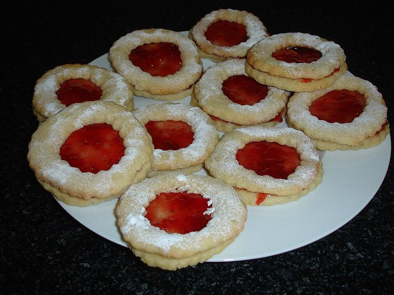Linzer Cookies