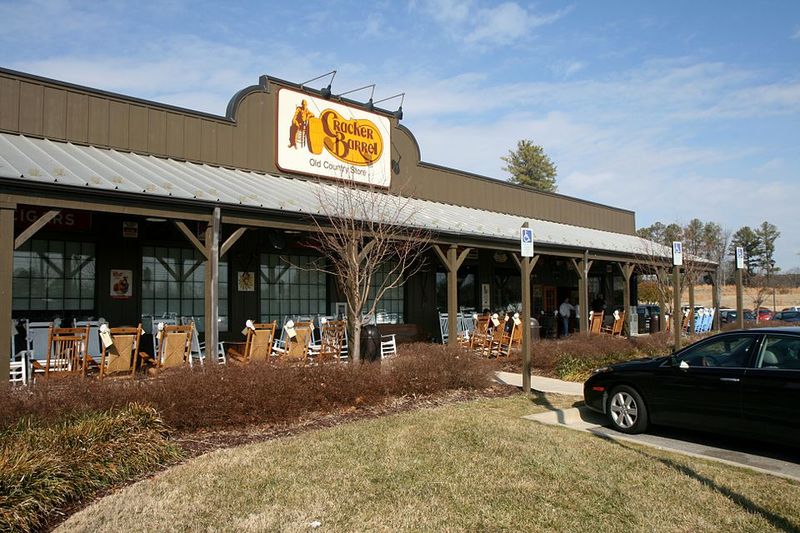 Cracker Barrel – Buttermilk Biscuits and Cornbread