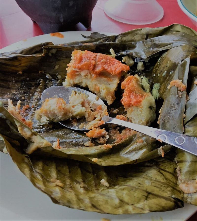 Tamal Oaxaqueño (Banana Leaf, Mole Negro)