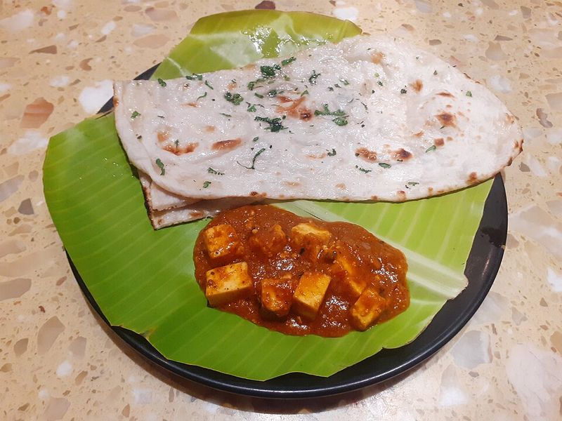 Naan (Butter Naan)