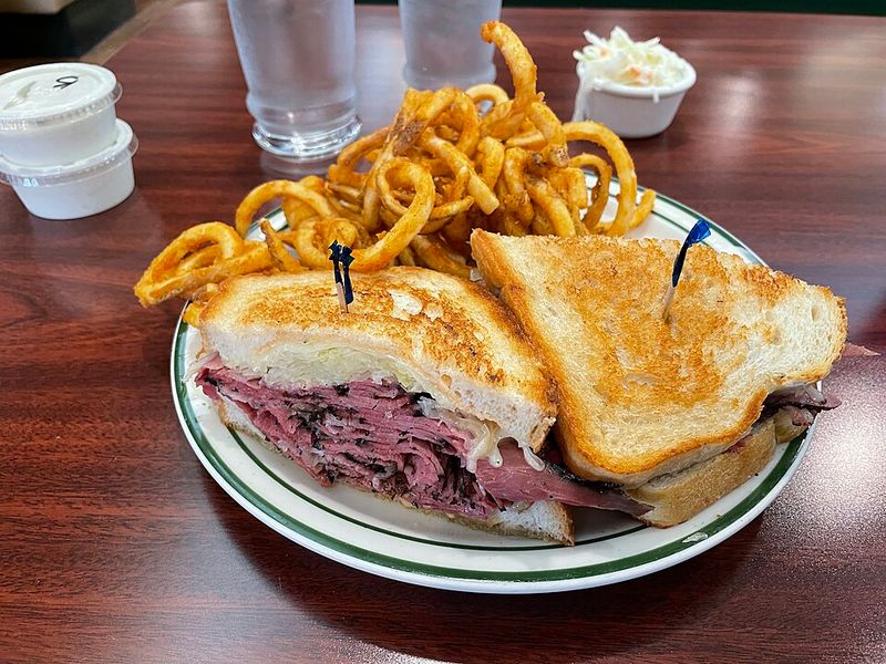 Brent's Deli - Northridge