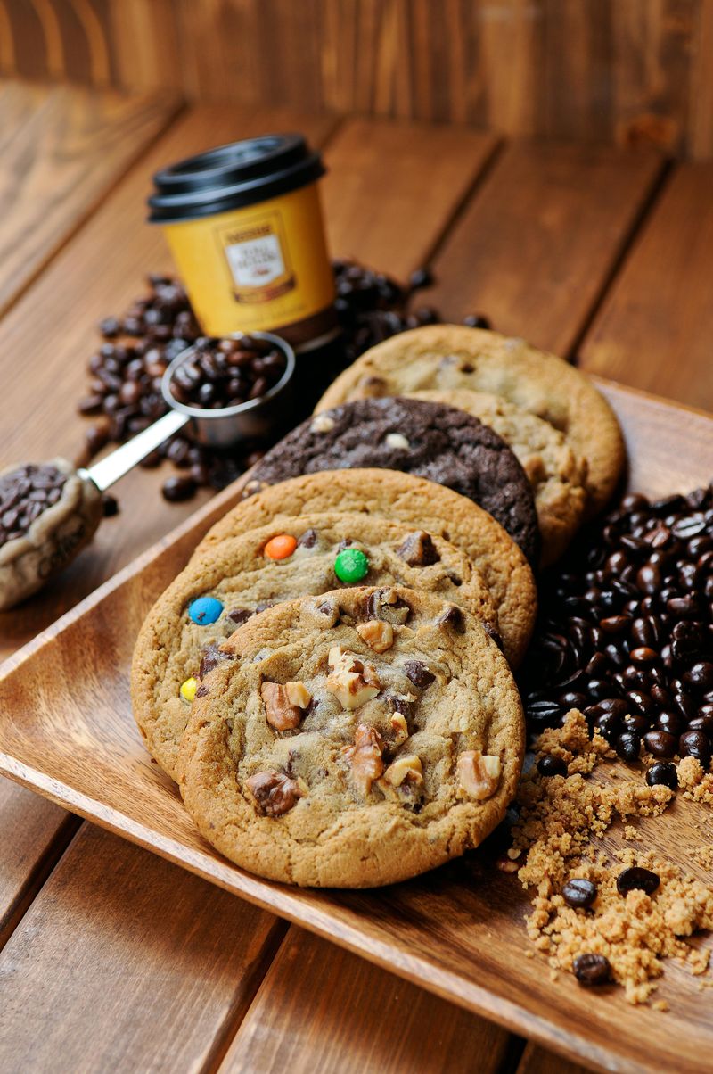 Funfetti M&M Cookies