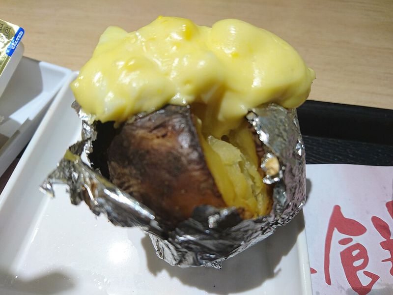 Baked Potato with Toppings