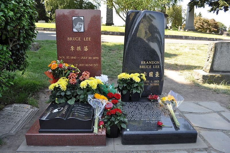 Brandon Lee (Lake View Cemetery, Seattle)