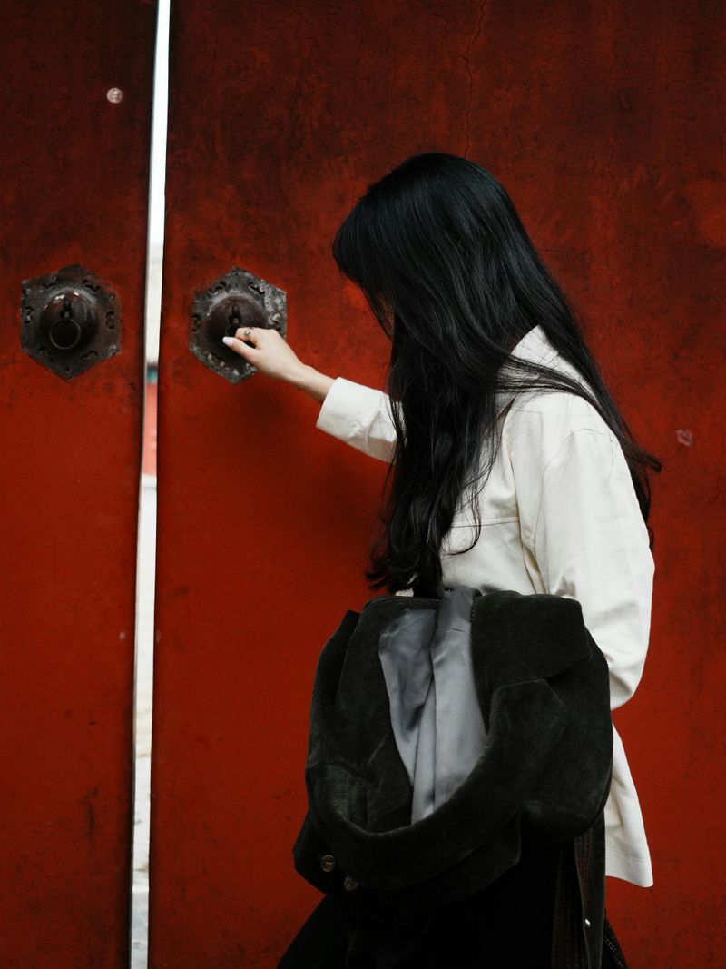 Door-to-Door Salesmen