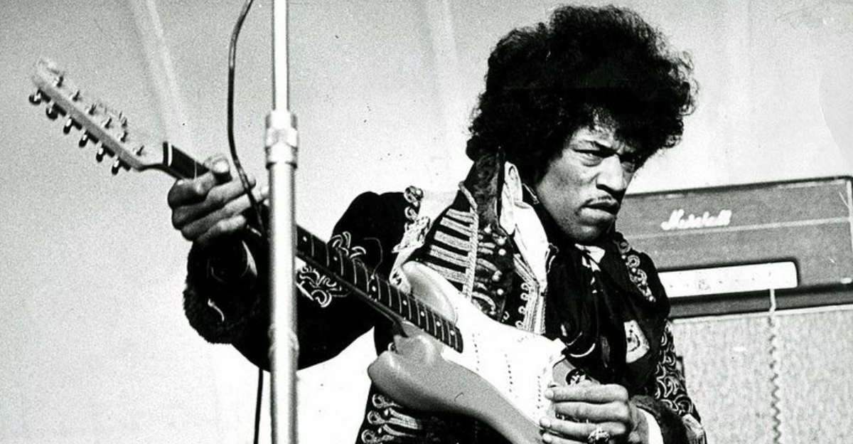 10 Jimi Hendrix Songs That Define A Musical Revolution