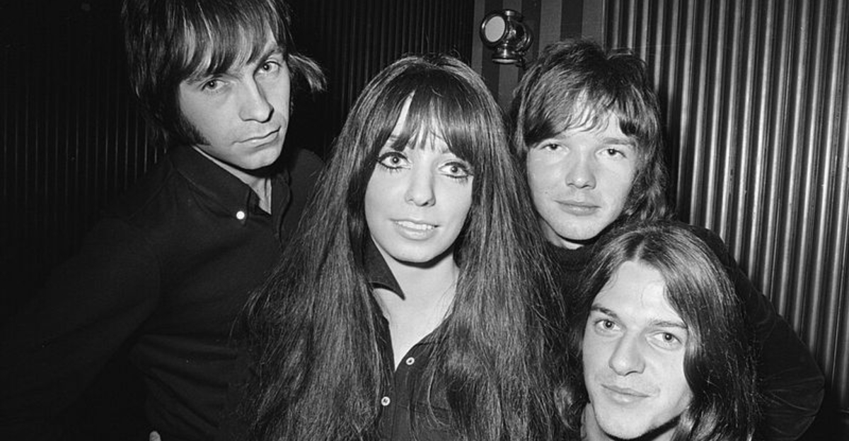 11 One Hit Wonders From The 1970s That Never Left Our Playlists