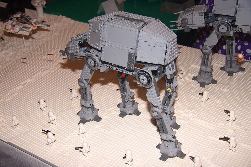 LEGO Star Wars AT-AT Walker