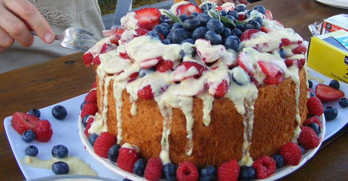 15 Elegant Vintage Recipes For A Classic Ladies Luncheon