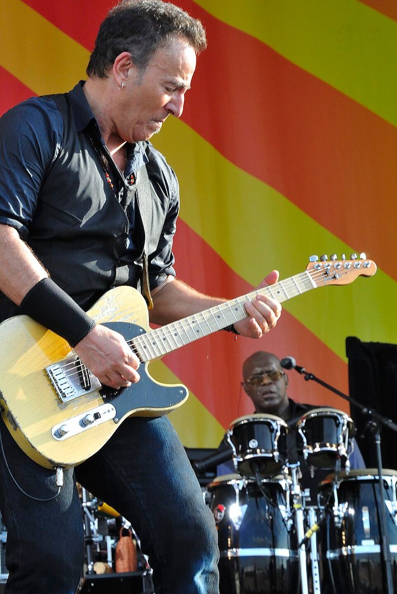 14. Wrecking Ball (2012)