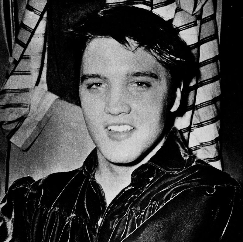 Elvis Presley – Elvis' Christmas Album (1957)