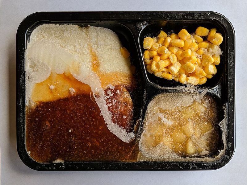 1950s: TV Dinners Match Modern Lifestyles