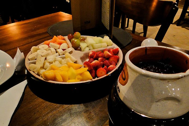 1977 – Chocolate Fondue