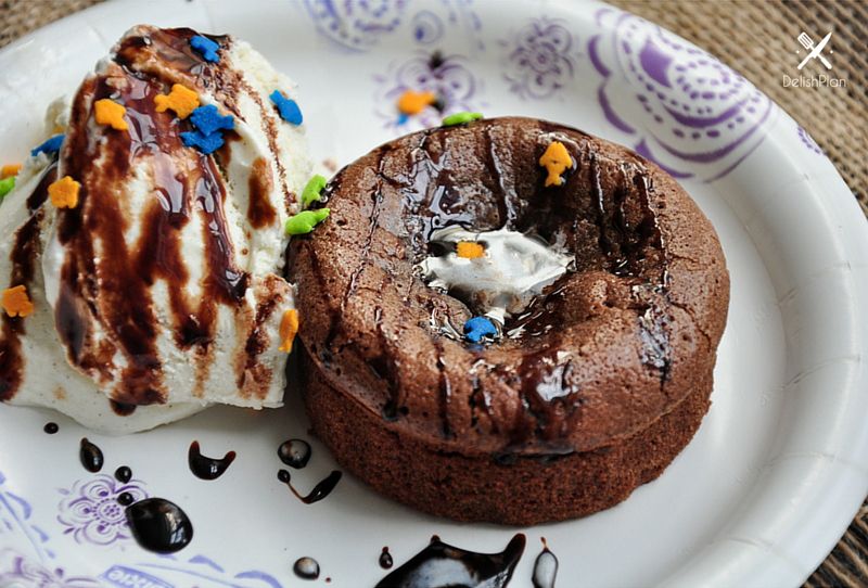 1992 – Chocolate Lava Cake (Early Version)