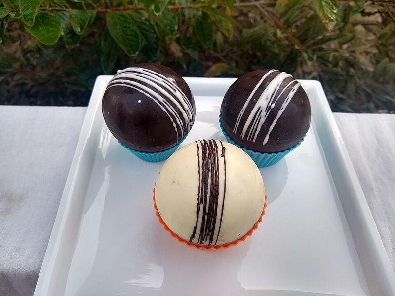 2021 – Hot Cocoa Bombs