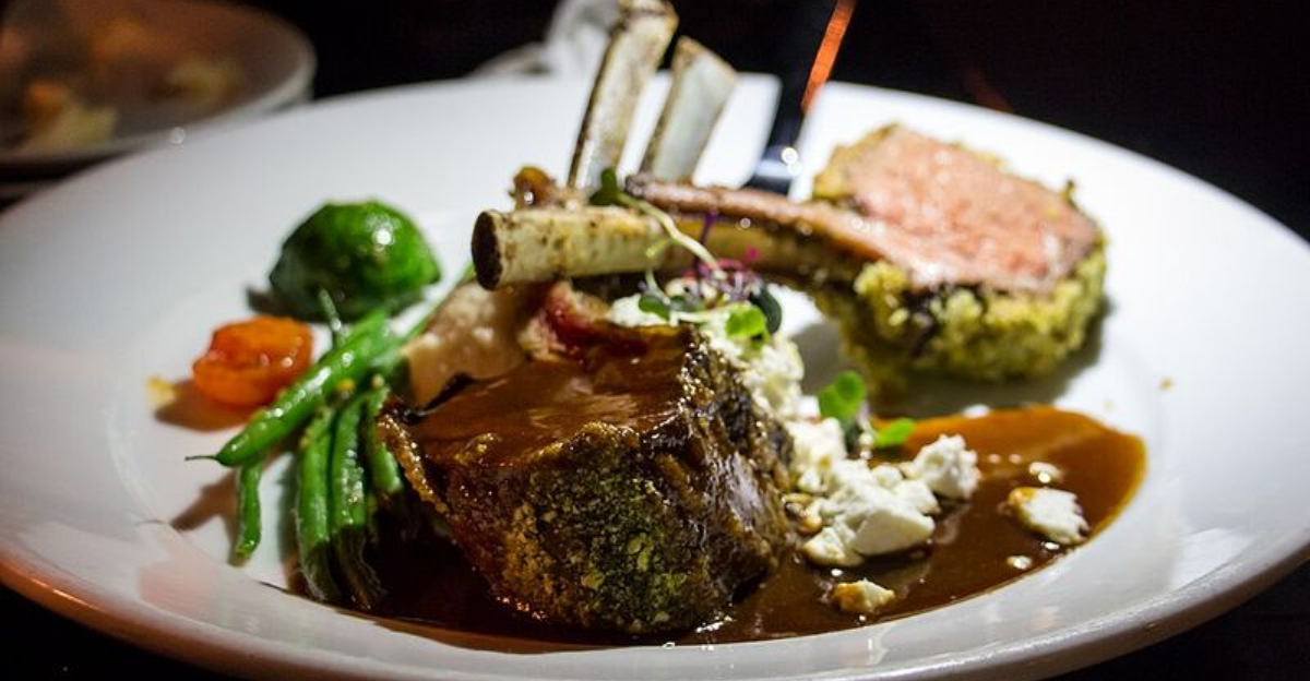 23 Cozy Christmas Dinner Ideas Perfect For Small Gatherings