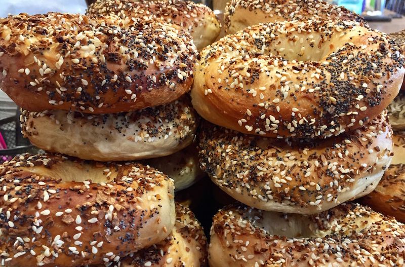 Meshuggah Bagels (Overland Park, Kansas)