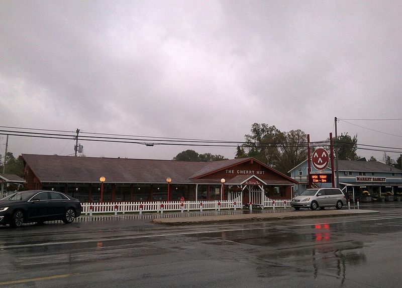 The Cherry Hut – Beulah's Sweet Secret