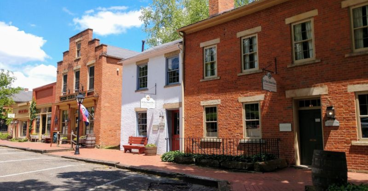 8 Charming Ohio Towns Full Of Character, Affordability, And Friendly Vibes
