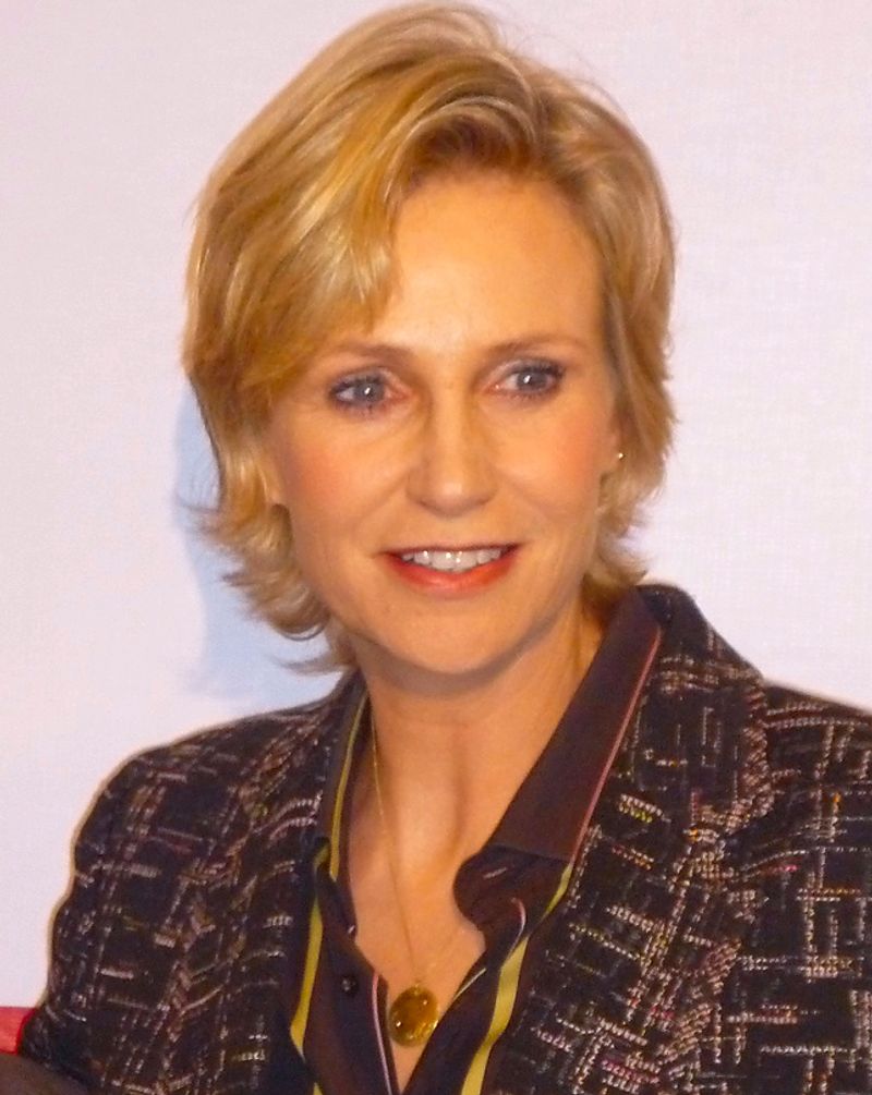 Jane Lynch [6'0