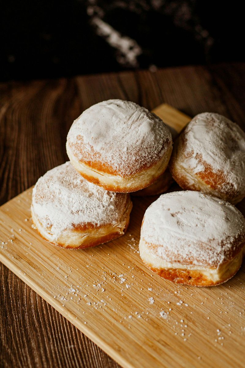 Mini Powdered-Sugar Donuts