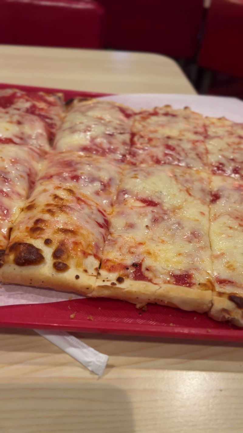 Revello's Pizza (Revello’s Café) – Old Forge