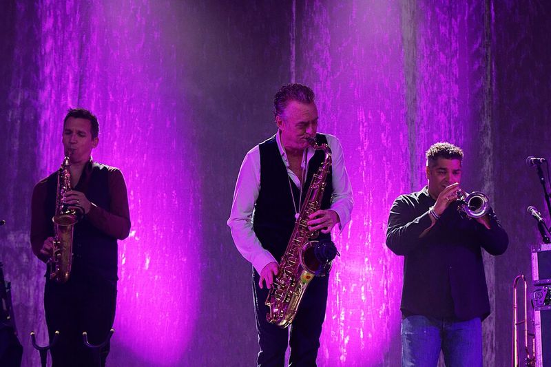 Red Red Wine – UB40