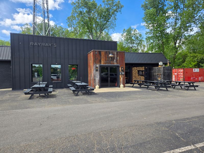 Ray Ray's Hog Pit – Ohio