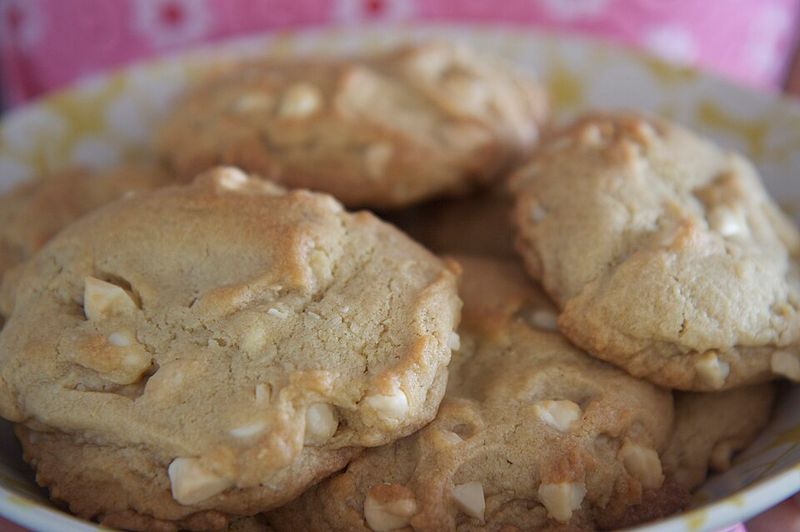 Macadamia Nut Cookie