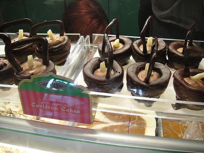 Cauldron Cakes