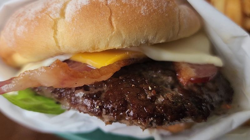 Tommy's Burger Stop - Anchorage, Alaska