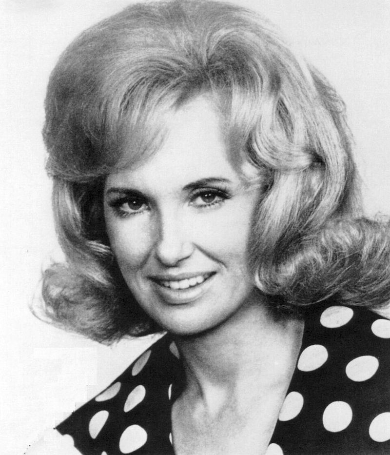 Stand by Your Man – Tammy Wynette